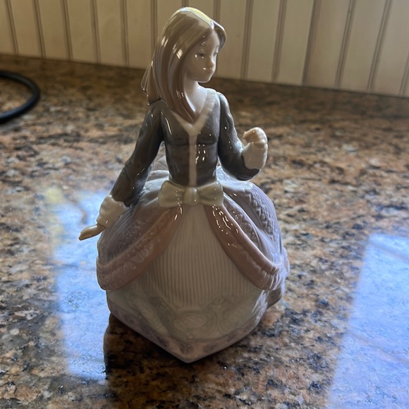 Lladro mint condition in original box - Picture 1 of 1